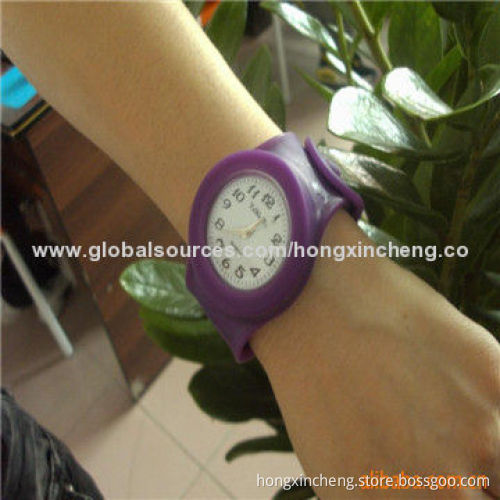 2014 Best Sale Custom Silicone Watch with Quartz Movement